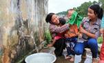 Vì sao phụ nữ nông thôn sinh nhiều con dù điều kiện nghèo khó?
