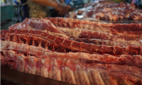 Giá thịt lợn bất ngờ tăng mạnh