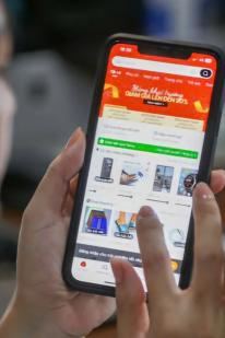 Hiện tượng thú vị ngành thiết bị điện tử: Gần 5.400 shop online phải rút ống thở, nhưng tổng doanh số trên 4 sàn tăng 24%, sản lượng bán tăng vọt 40%